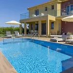 Yiannis By Select Tsilivi (Zakynthos)