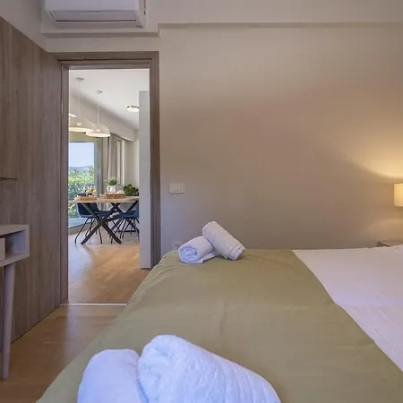 Yiannis By Select Villa *