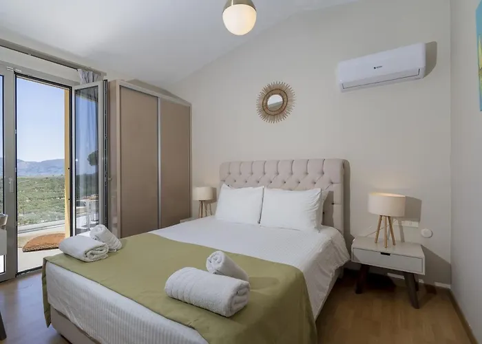 Yiannis By Select Tsilivi (Zakynthos)